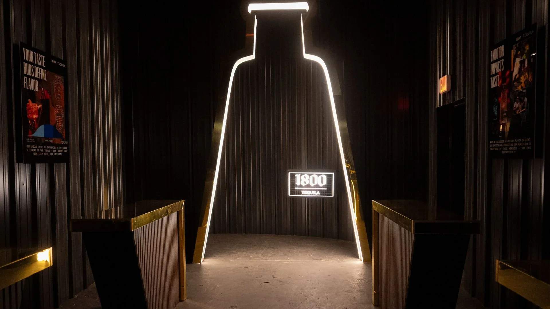 1800 Room